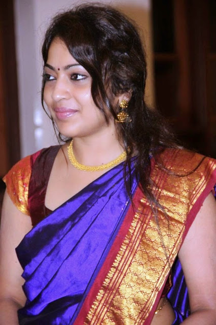 Actress Ramya Latest Photos In Traditional Blue Saree 8